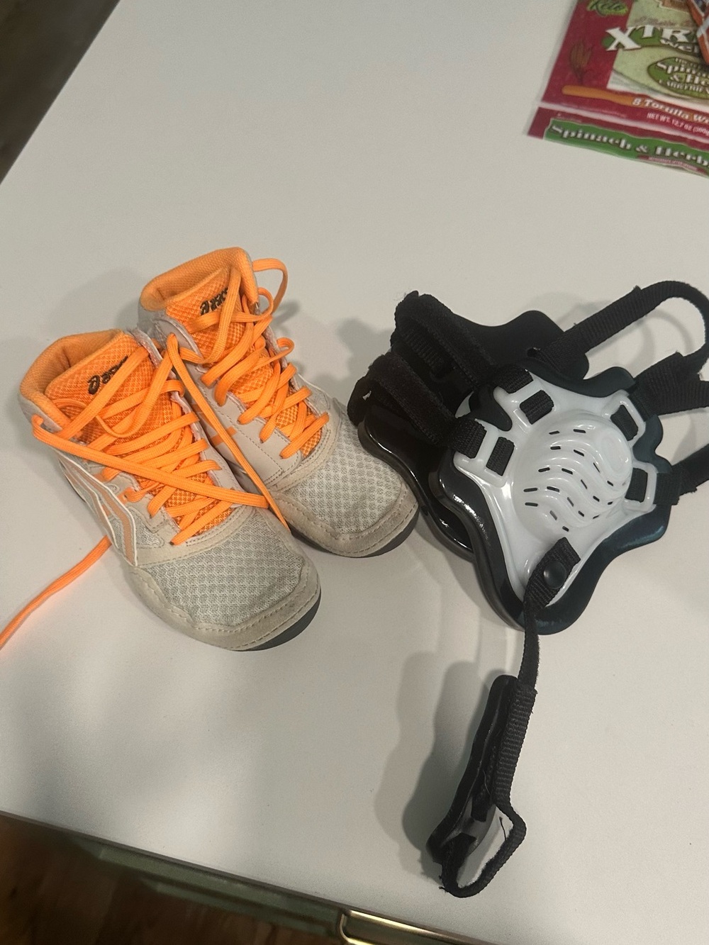 Youth wrestling shoes - Picture 2 of 4